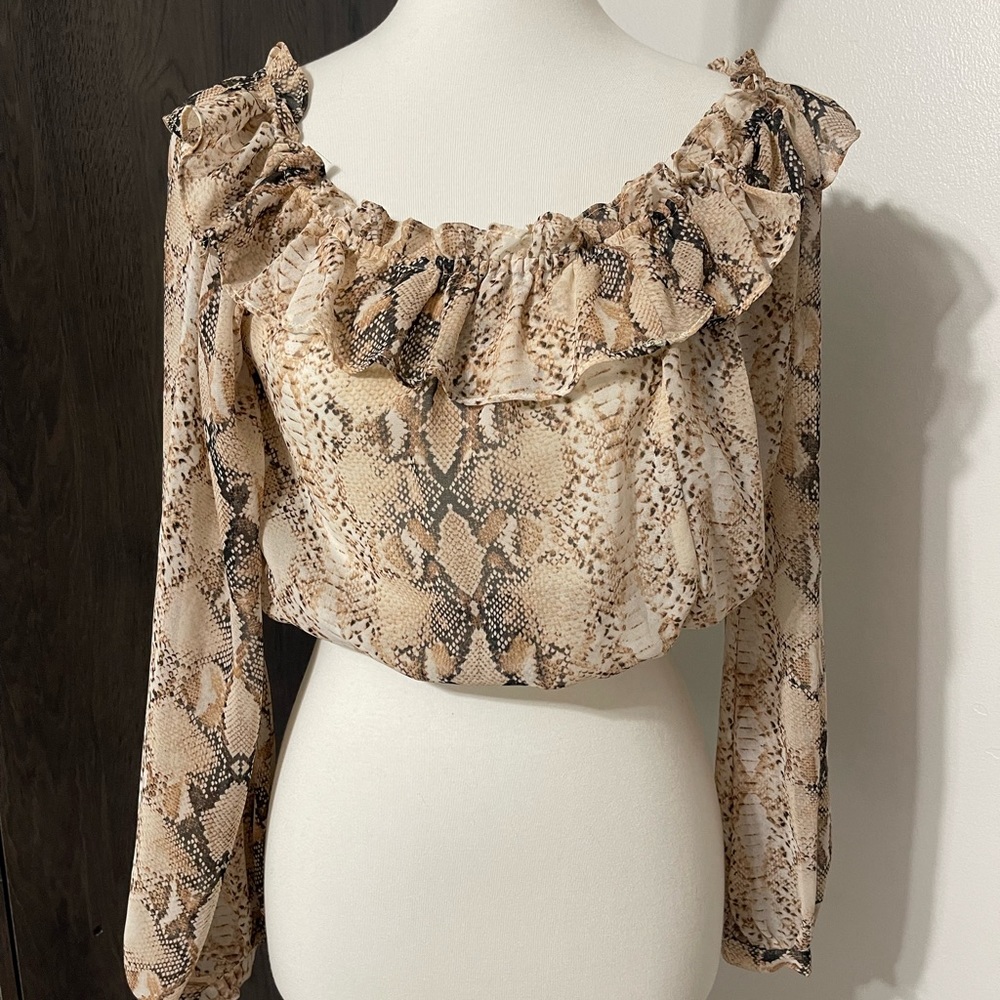 Olivaceous brand blouse size medium